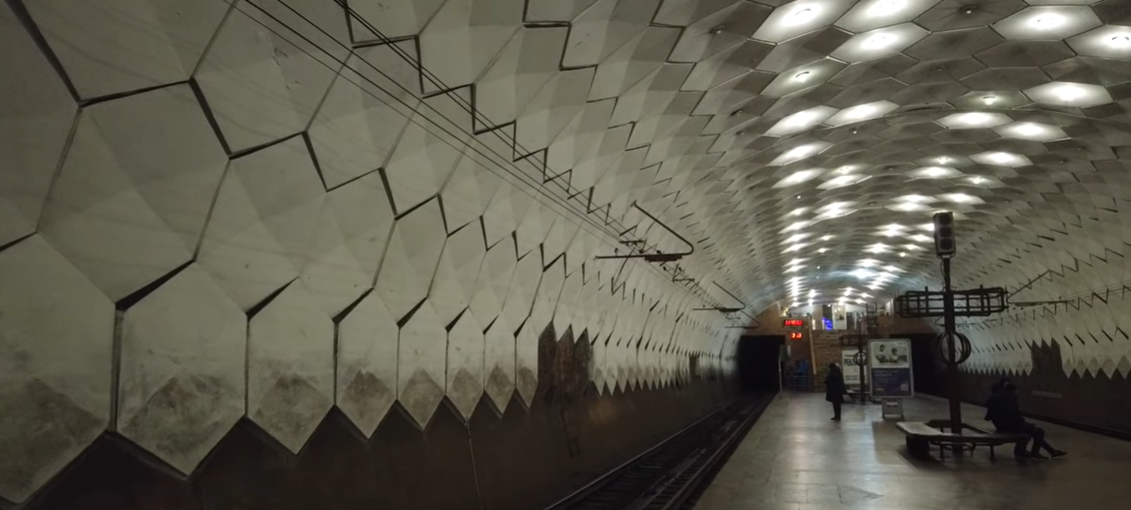 Неймовірний факт, який мало хто знає. Ось де в Україні дозволений лівосторонній рух